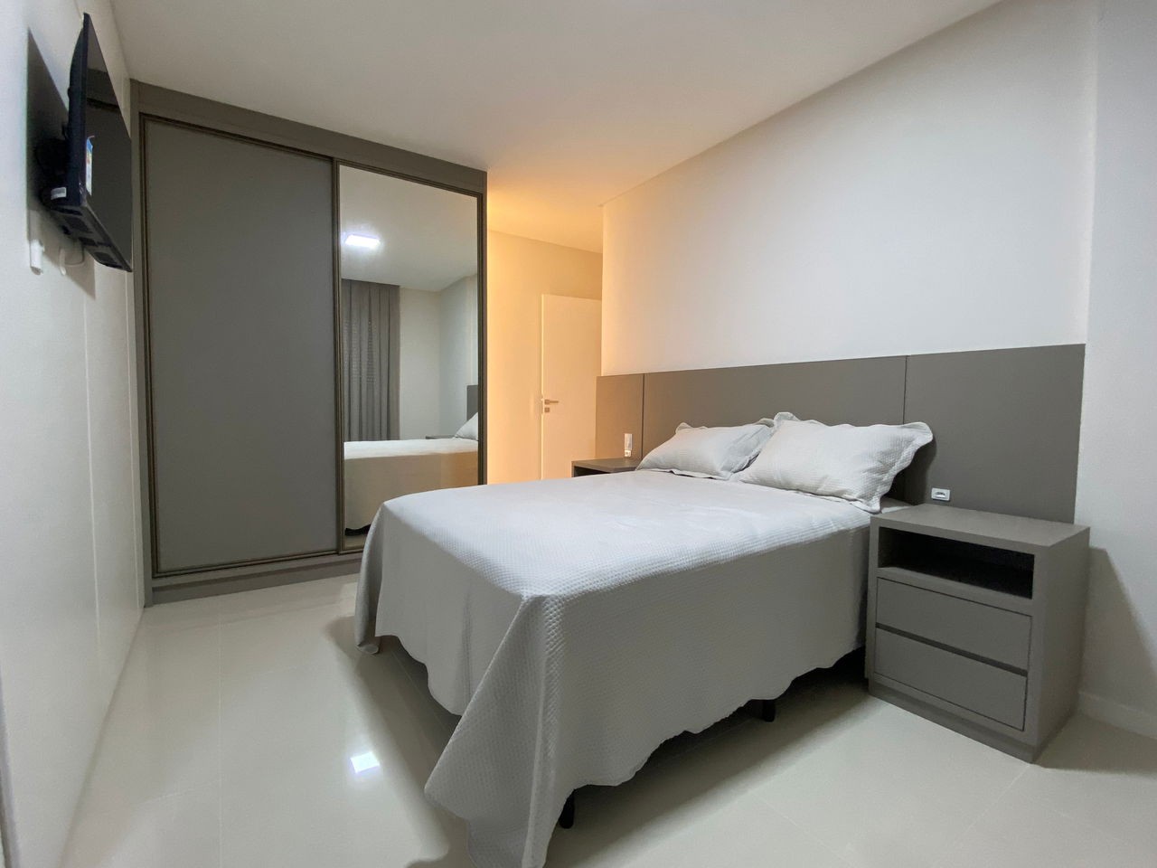 Apartamento Pronto em Itapema/SC bairro Meia Praia, com 142m² área privativa, não perca essa oportunidade