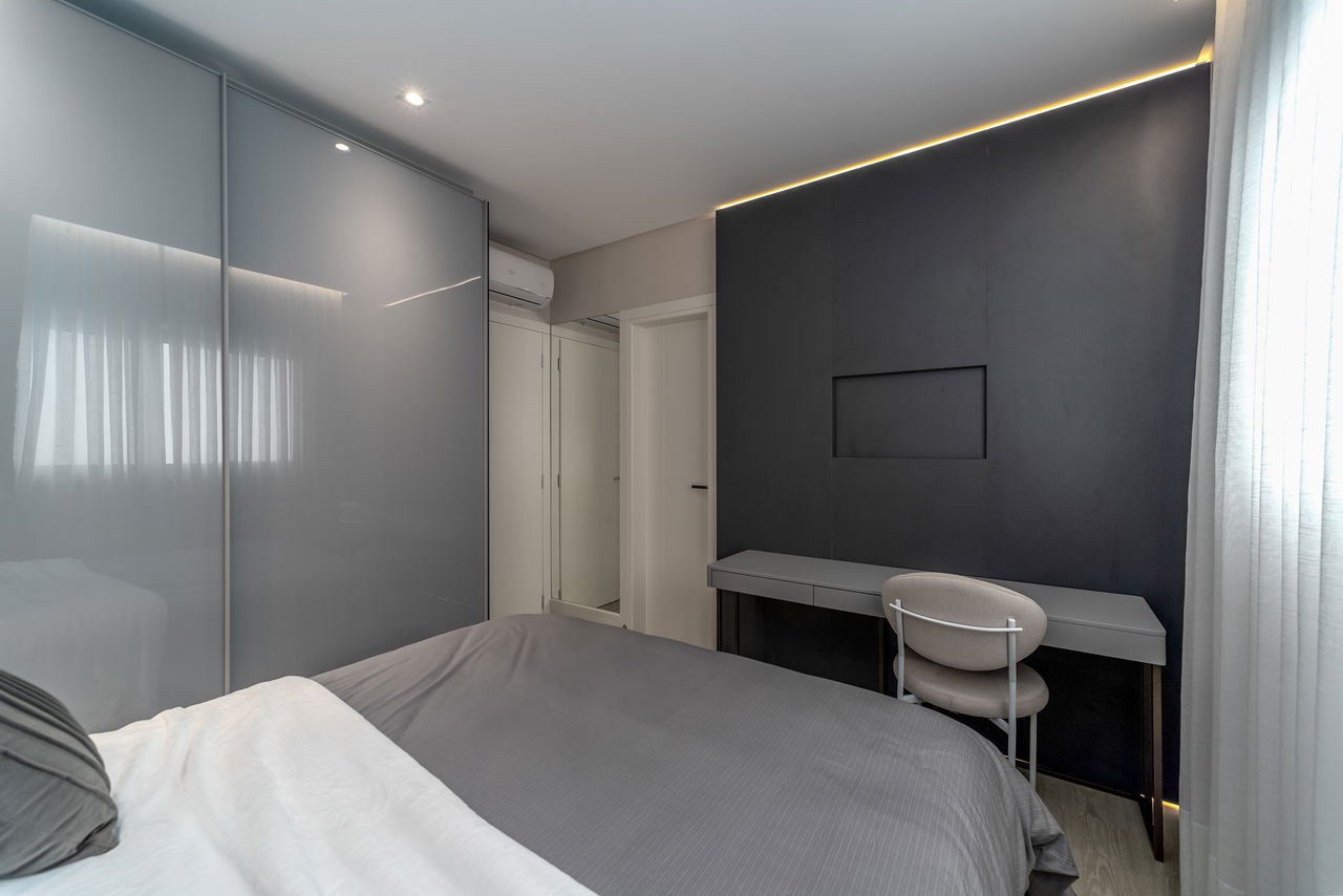 Apartamento de luxo pronto no Centro de Balneário Camboriú-SC: 4 quartos, 4 suítes, 5 banheiros, 4 vagas de garagem, 237m²