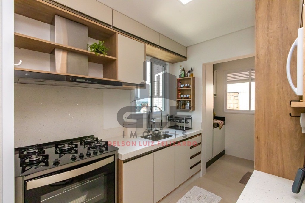 Apartamento Novo e Pronto para morar na cidade de Itapema/SC no bairro Meia Praia, com 2 Dormitórios sendo 1 Suíte e 1 Vaga de garagem. Bem localizado