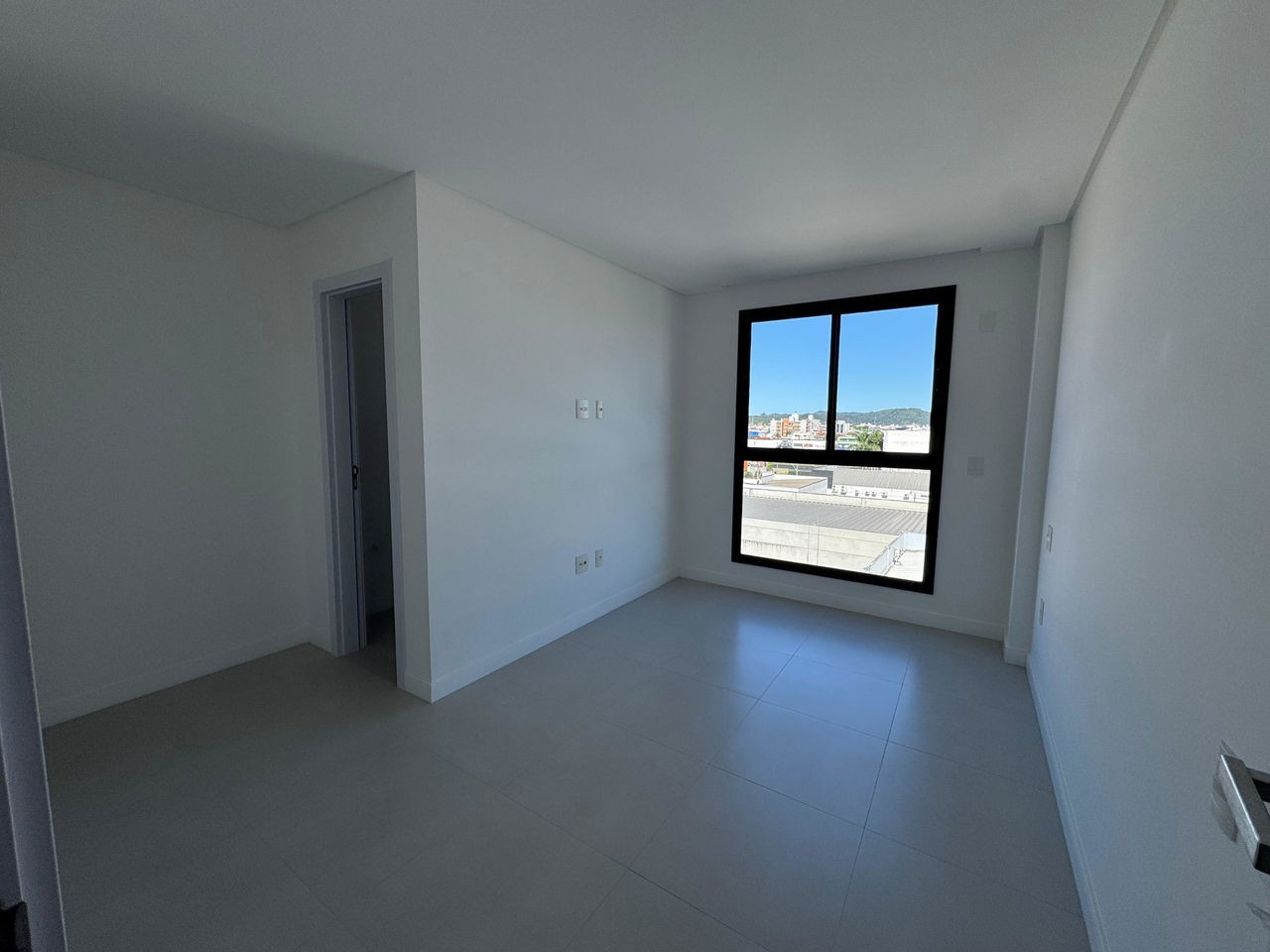 Apartamento pronto para morar em camboriú/sc com 70m² área p