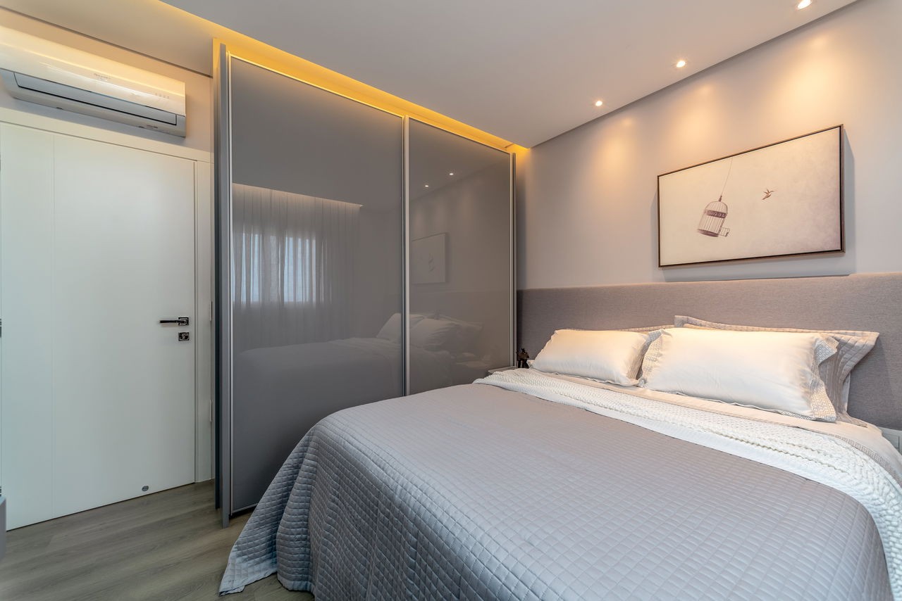 Luxuoso apartamento pronto à venda no Centro de Balneário Camboriú-SC: 4 quartos, 4 suítes, 4 banheiros, 4 vagas de garagem, 233m².