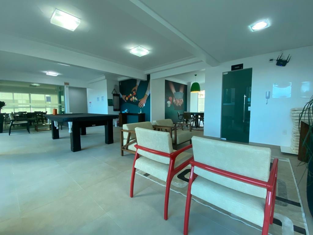 Venda de Apartamento Pronto de Luxo na Meia Praia, Itapema-SC: 4 Quartos, 3 Suítes, 4 Banheiros, 3 Vagas de Garagem!