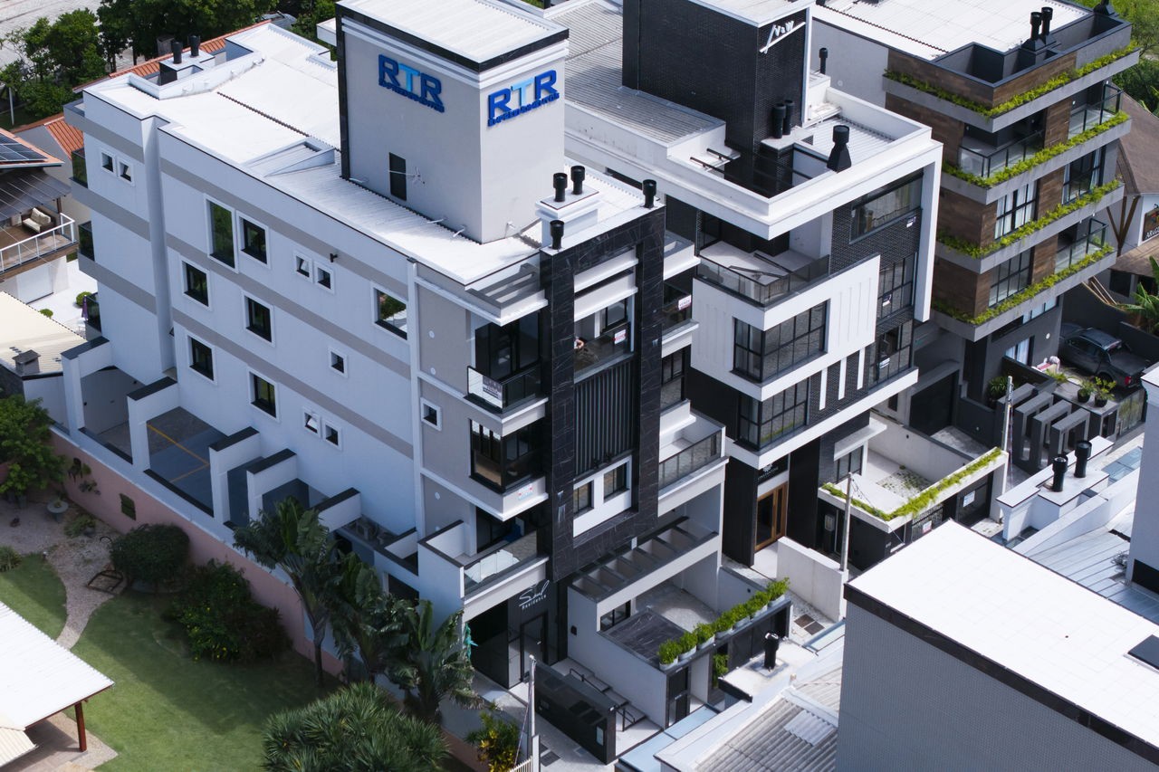 Apartamento pronto para morar em bombinhas/sc com 97m² área 