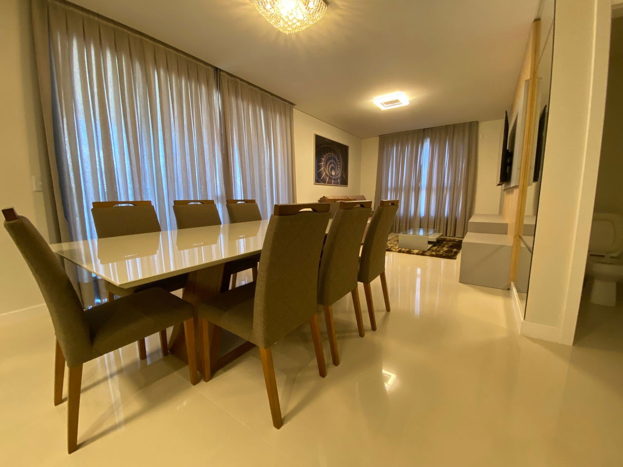Apartamento Pronto em Itapema/SC bairro Meia Praia, com 142m² área privativa, não perca essa oportunidade
