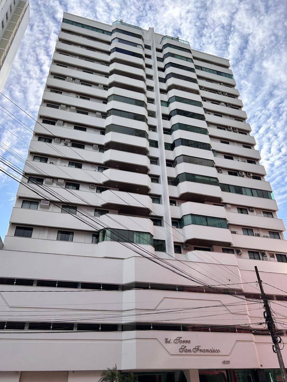 Imperdível apartamento Pronto à venda em Balneário Camboriú-SC, Barra Sul: 3 quartos, 1 suíte, 2 banheiros, 1 vaga de garagem, 140m².