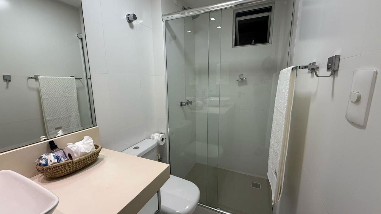 Apartamento Pronto Para morar em Balneário Camboriú/SC com 300m² área privativa sendo 4 suítes, 5 vagas de garagem, lazer completo