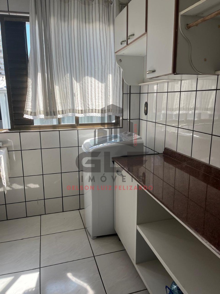 Apartamento Pronto em Itapema/SC bairro Meia Praia, com 250,27m² área privativa sendo 4 dormitórios e 2 suítes, 2 vagas de garagem, bem localizado