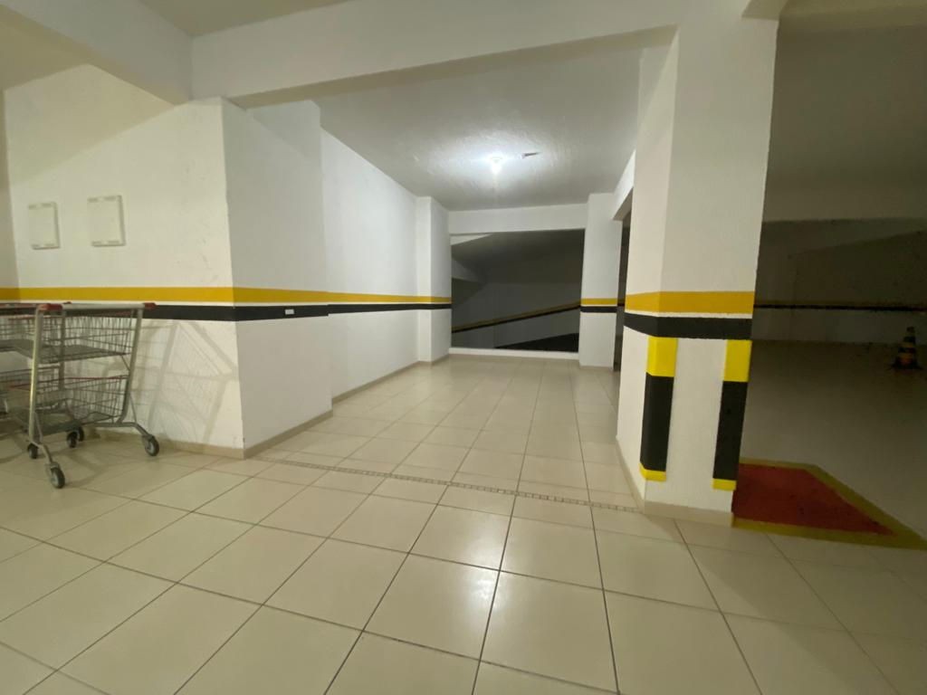 Venda de Apartamento Pronto de Luxo na Meia Praia, Itapema-SC: 4 Quartos, 3 Suítes, 4 Banheiros, 3 Vagas de Garagem!