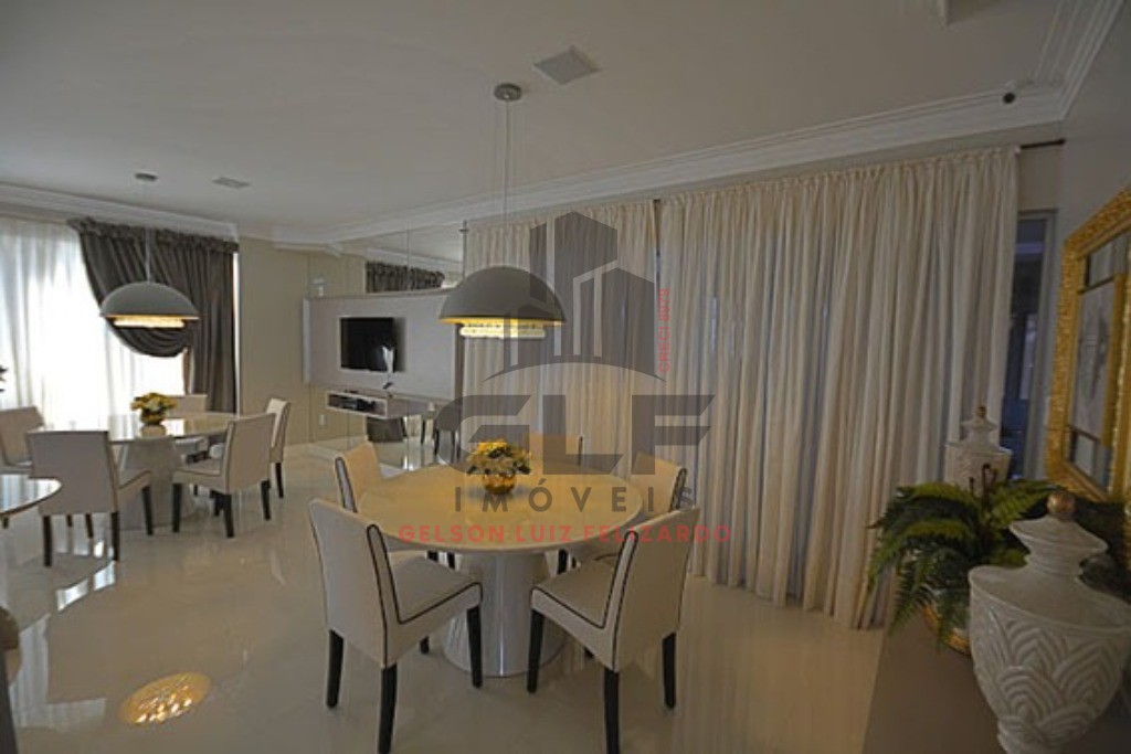 Apartamento de Alto Padrão na cidade de Itapema/SC, no bairro Meia Praia, com 3 Suítes e 2 Vagas de Garagem. Localização Privilegiada.