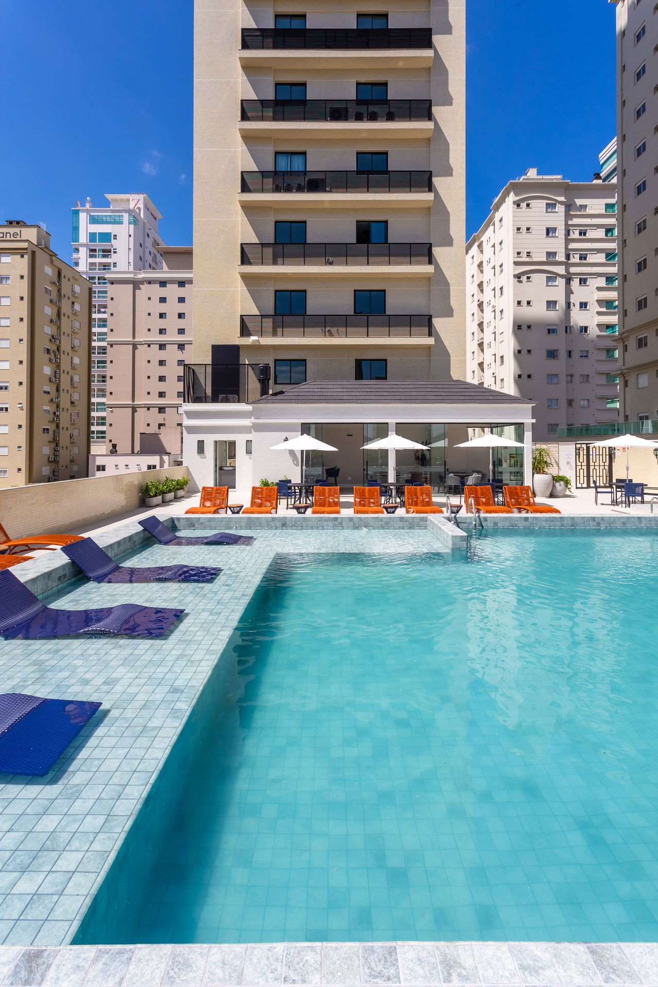 Apartamento pronto na cidade de itapema/sc no bairro andorin