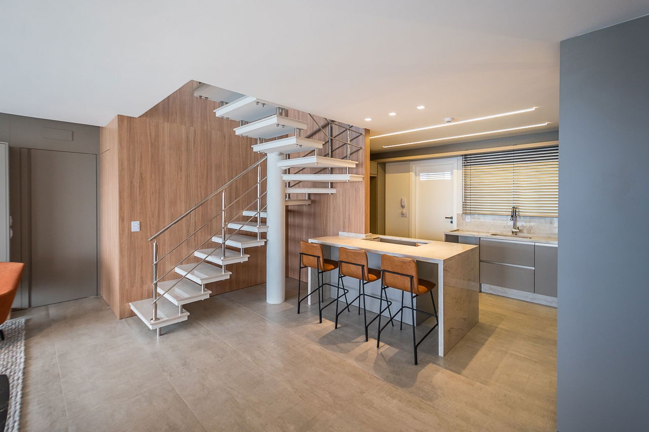 Imperdível apartamento Pronto à venda em Itajaí-SC, no bairro Fazenda: 3 quartos, 3 suítes, 5 banheiros, 5 vagas de garagem, 328,96 m²!