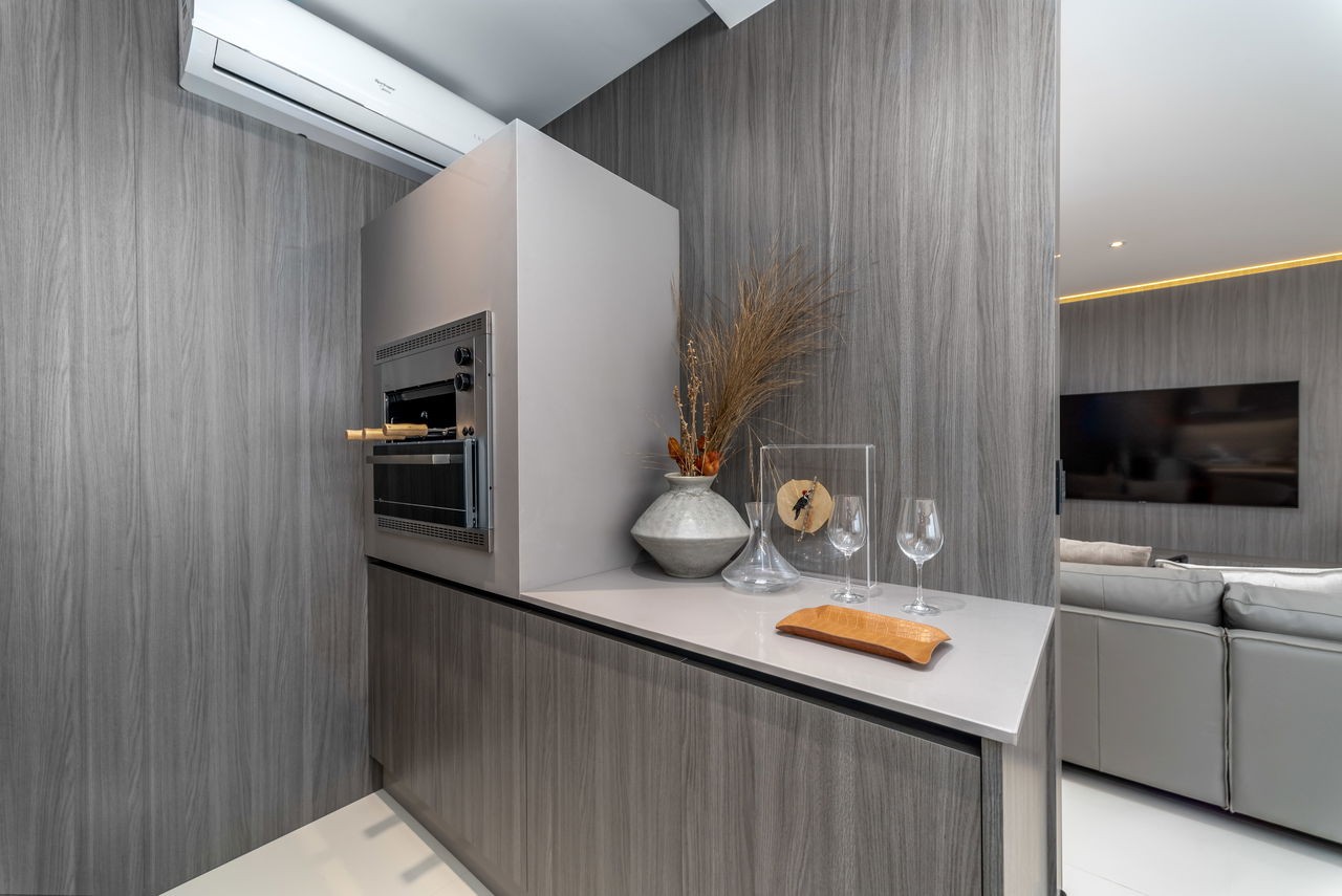 Apartamento de luxo pronto no Centro de Balneário Camboriú-SC: 4 quartos, 4 suítes, 5 banheiros, 4 vagas de garagem, 237m²