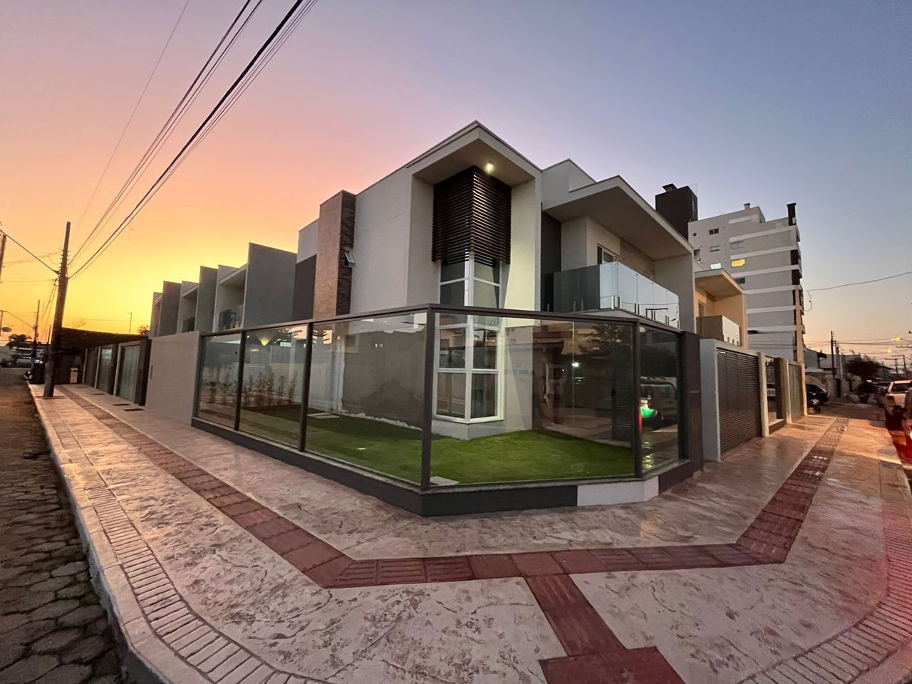 Casa em itajai/sc pronta, com 163m² área privativa, não perc