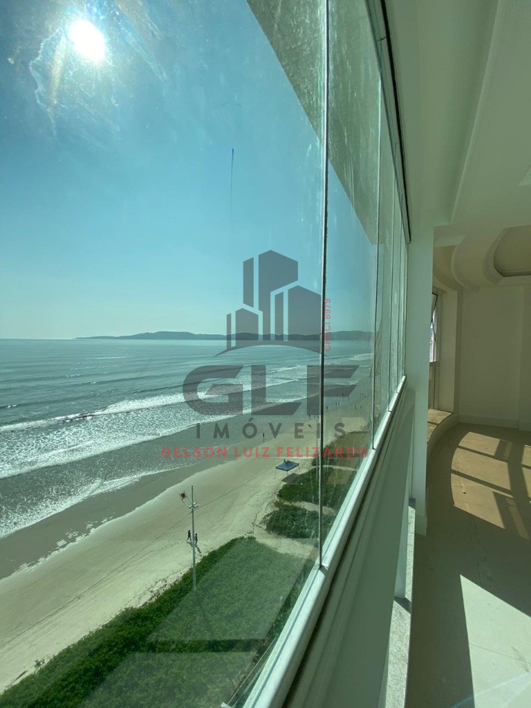 Apartamento Pronto para morar em Itapema/SC bairro Meia Praia, com 169m² área privativa sendo 4 suítes, 3 vagas de garagem, área de lazer completa