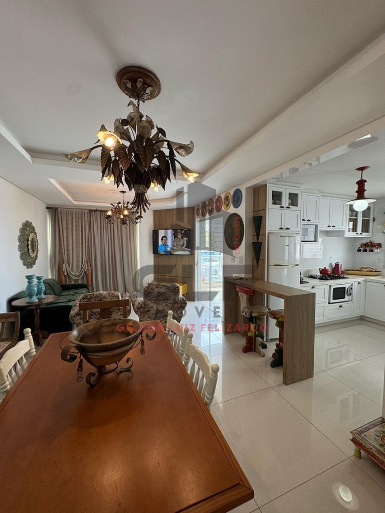 Apartamento de Alto Padrão na cidade de Itapema/SC, no bairro Meia Praia, com 3 Suítes e 2 Vagas de Garagem. Localização Privilegiada.