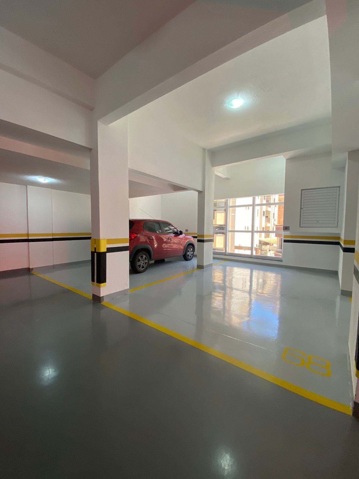 Apartamento Pronto em Itapema/SC com 268,27m² área privativa sendo, 4 suítes, 2 vagas de garagem, área de lazer completa