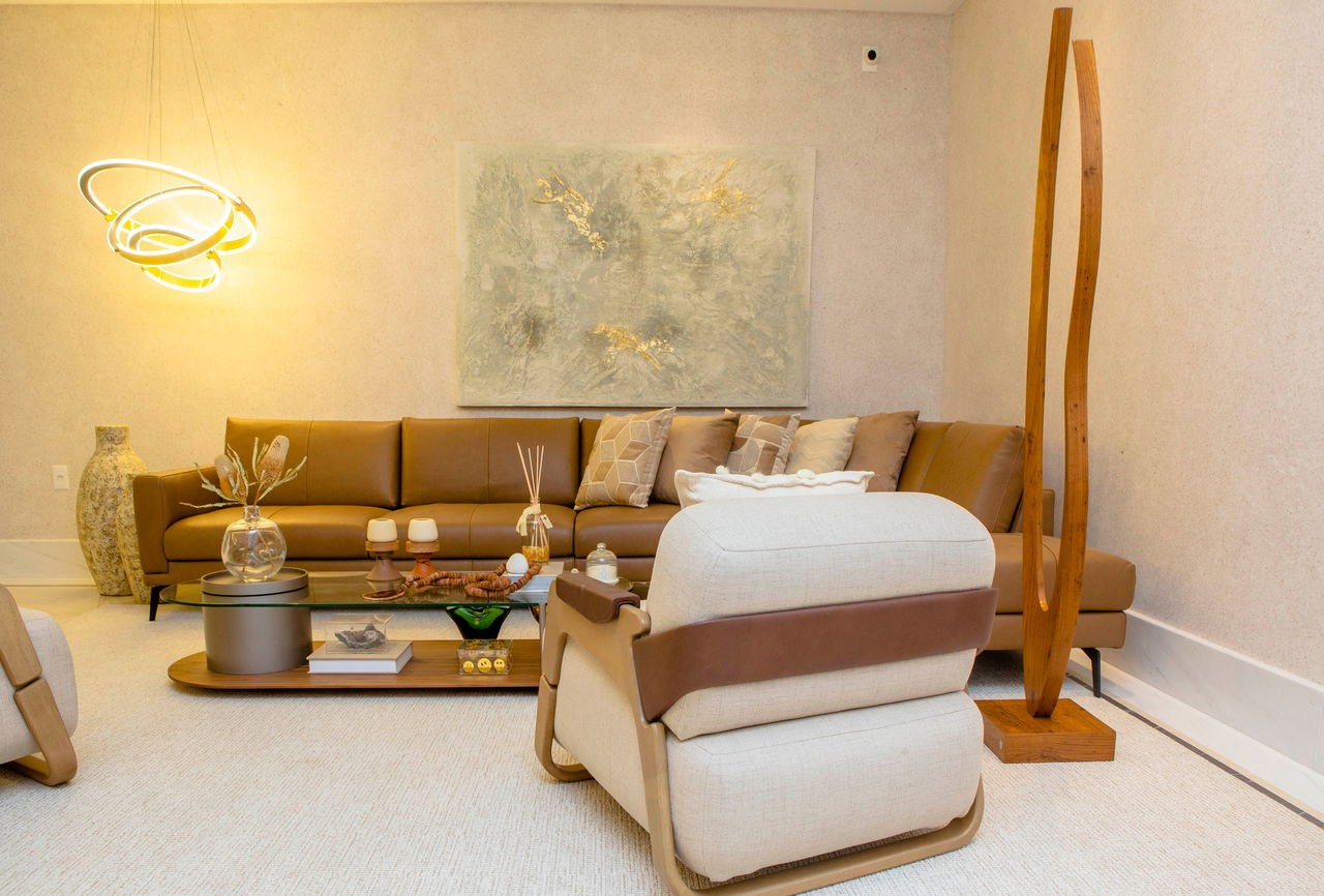 Apartamento de Luxo pronto no Centro de Balneário Camboriú-SC: 03 Quartos, 3 Suítes, 4 Banheiros, 3 Vagas, 135,60m².