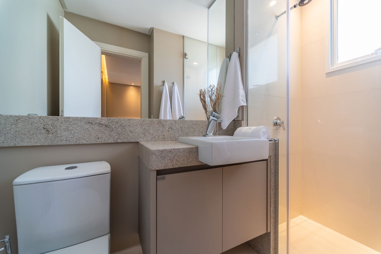 Luxuoso apartamento pronto à venda no Centro de Balneário Camboriú-SC: 4 quartos, 4 suítes, 4 banheiros, 4 vagas de garagem, 233m².