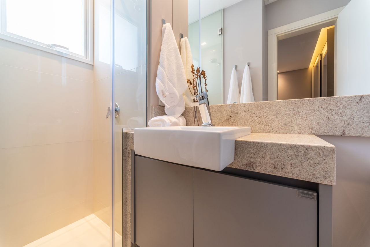 Luxuoso apartamento pronto à venda no Centro de Balneário Camboriú-SC: 4 quartos, 4 suítes, 4 banheiros, 4 vagas de garagem, 233m².