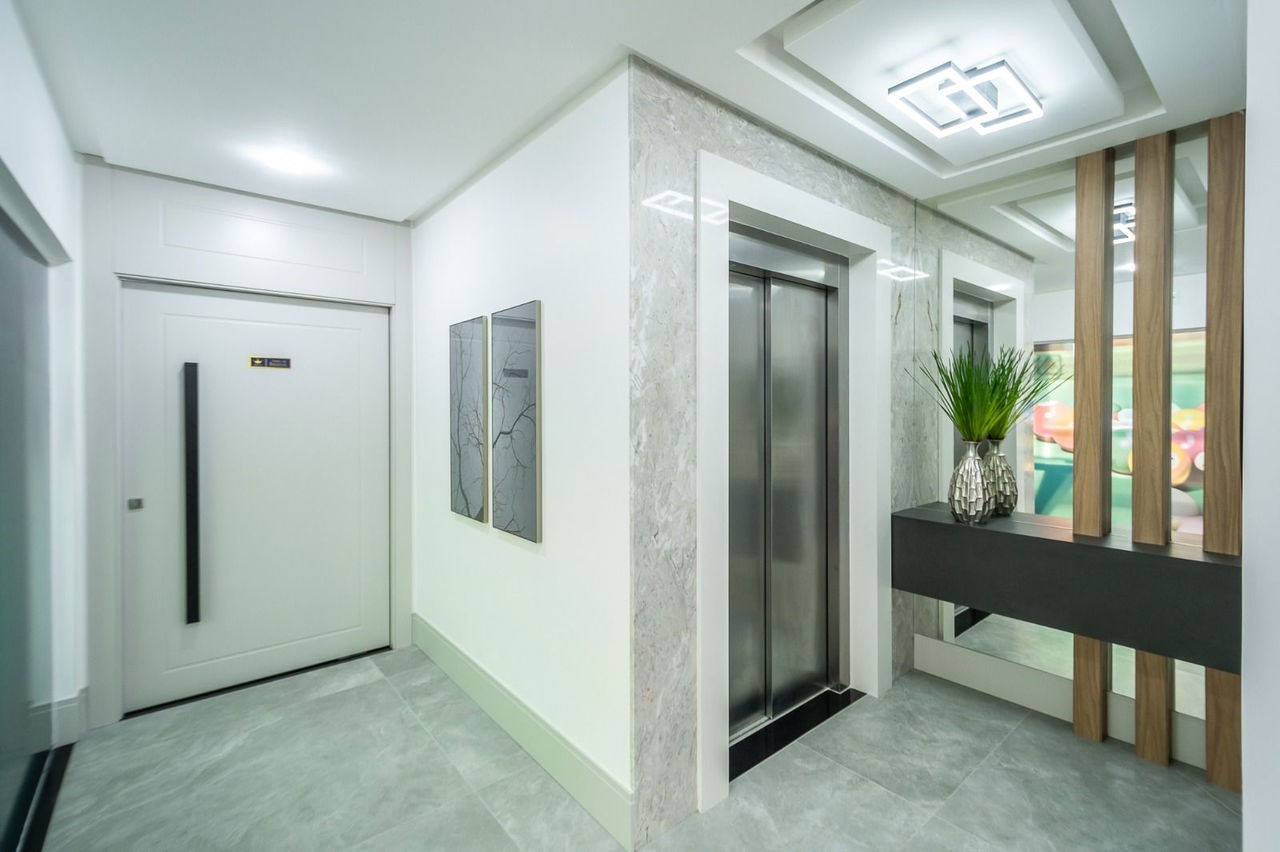 Apartamento de luxo pronto na cidade de Balneário Camboriú/SC, no bairro Centro, com 4 Suítes e 3 Vagas de Garagem. Localização Privilegiada.
