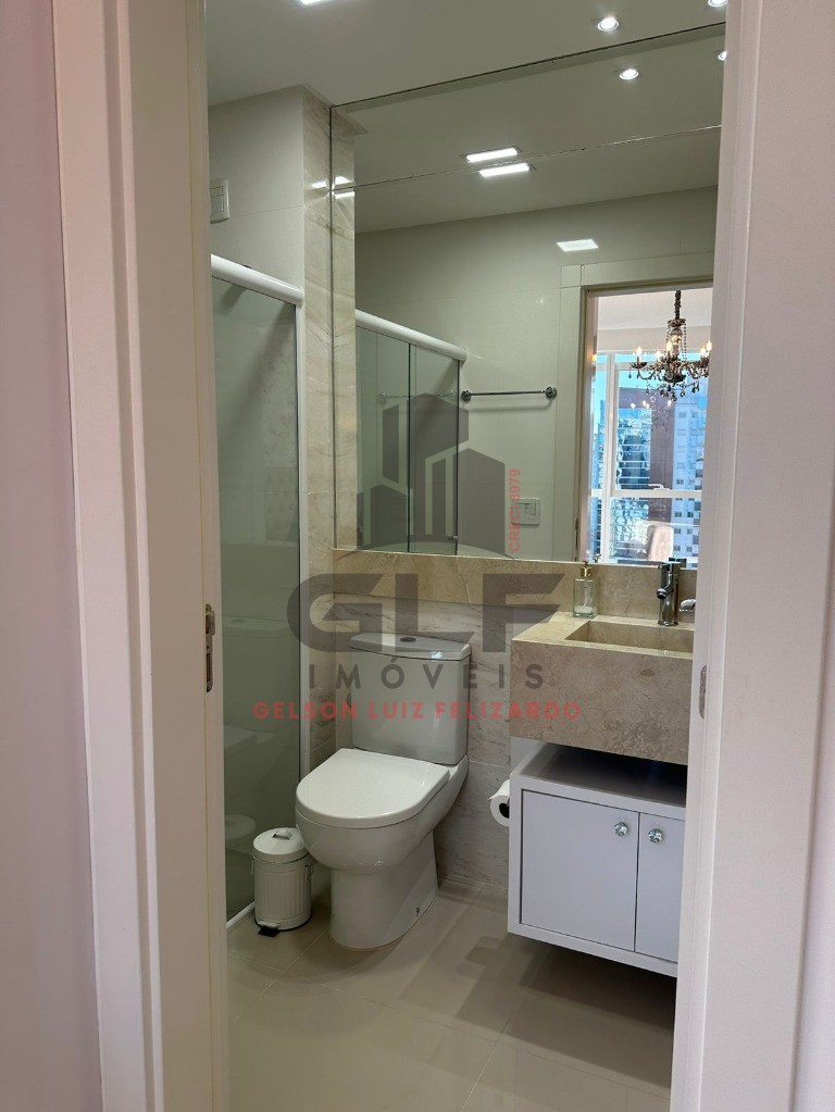 Apartamento de Luxo em Itapema/SC bairro Meia Praia, 4 suítes sendo 01 suíte máster com hidromassagem vista mar e 3 Vagas de garagem, Lazer Completo