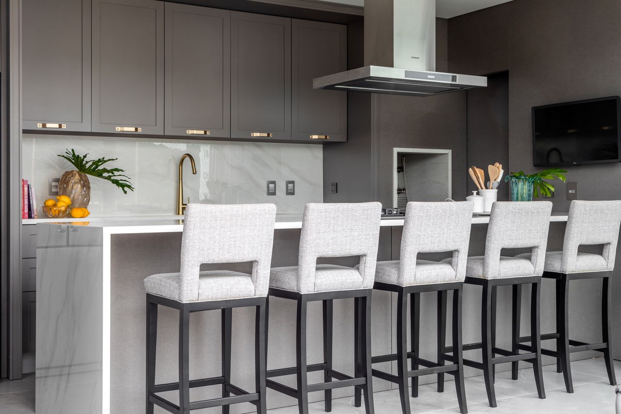 Cobertura de luxo Pronta no coração de Balneário Camboriú-SC, Centro: 3 quartos, 3 suítes, 5 banheiros, 3 vagas, 402,14m².