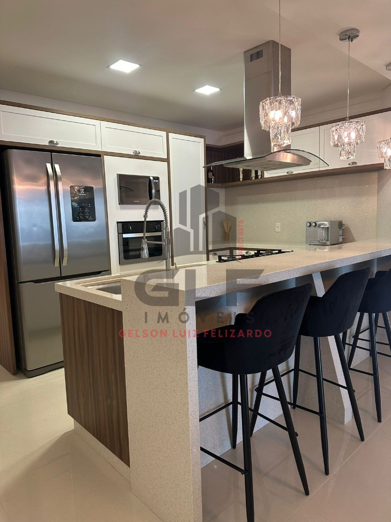 Apartamento de Luxo em Itapema/SC bairro Meia Praia, 4 suítes sendo 01 suíte máster com hidromassagem vista mar e 3 Vagas de garagem, Lazer Completo