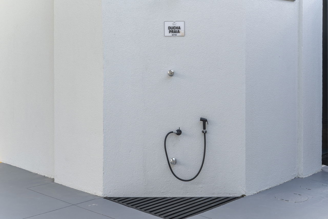 Apartamento Pronto para morar em Bombinhas/SC com 97m² área privativa sendo 2 suítes, 1 vaga de garagem,