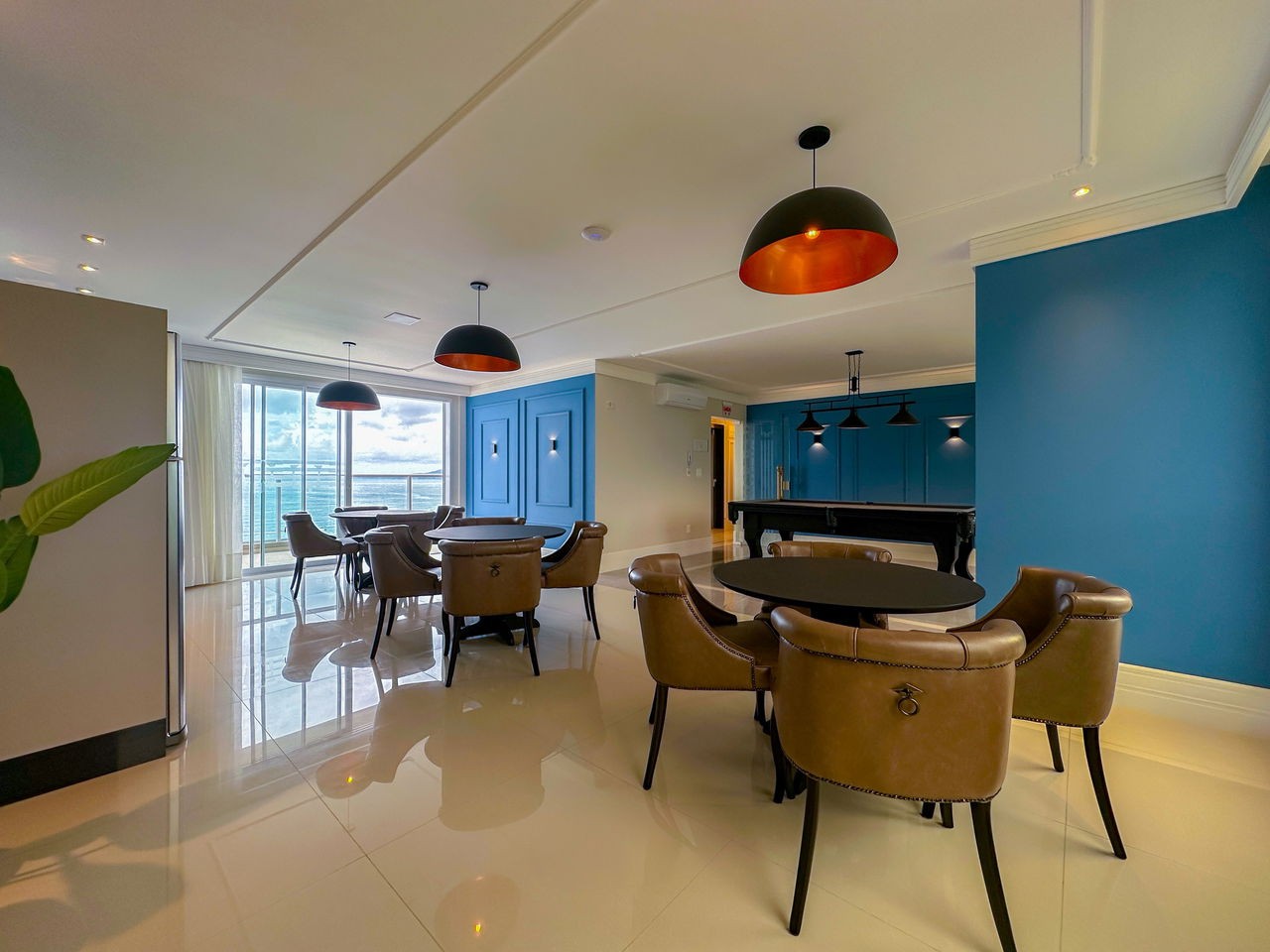 Apartamento Pronto para morar em Itapema/SC bairro Morretes, com 182,25m² área privativa sendo 4 suítes, 3 vagas de garagem, área de lazer completa