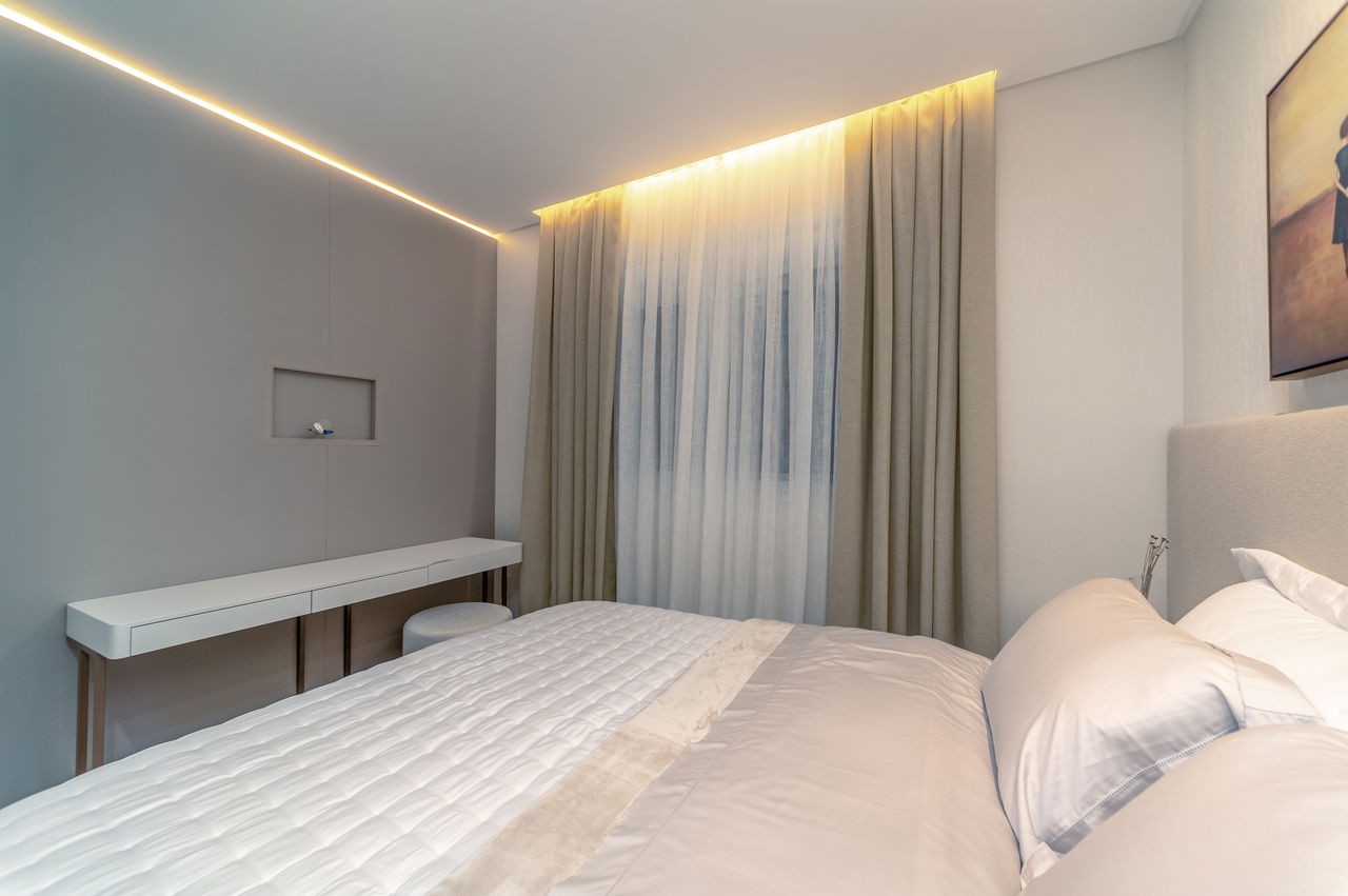 Apartamento de Luxo pronto à Venda no Centro de Balneário Camboriú-SC: 4 Quartos, 4 Suítes, 5 Banheiros, 4 Vagas de Garagem, 237m² de Área