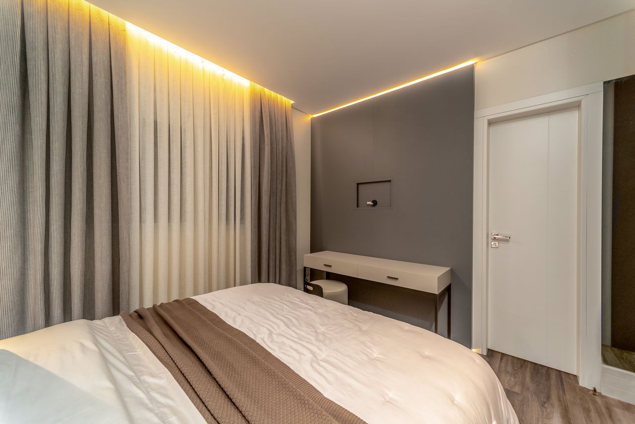 Apartamento de Luxo pronto à Venda no Centro de Balneário Camboriú-SC: 4 Quartos, 4 Suítes, 5 Banheiros, 4 Vagas de Garagem, 237m² de Área