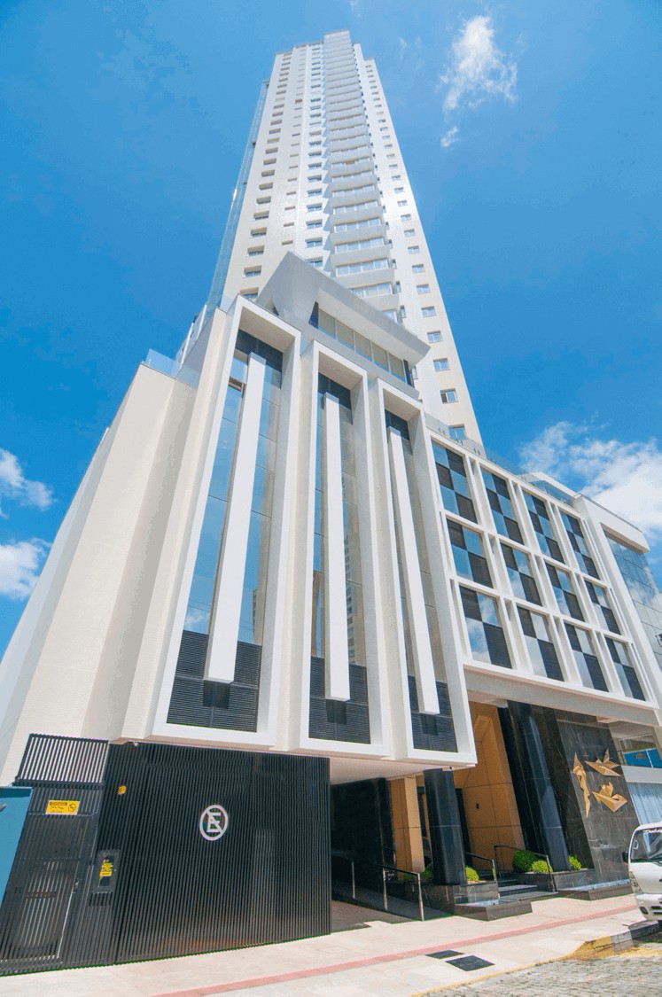Apartamento Pronto para morar em Balneário Camboriú/SC com 153,46m² área privativa sendo 3 suítes, 3 vaga de garagem