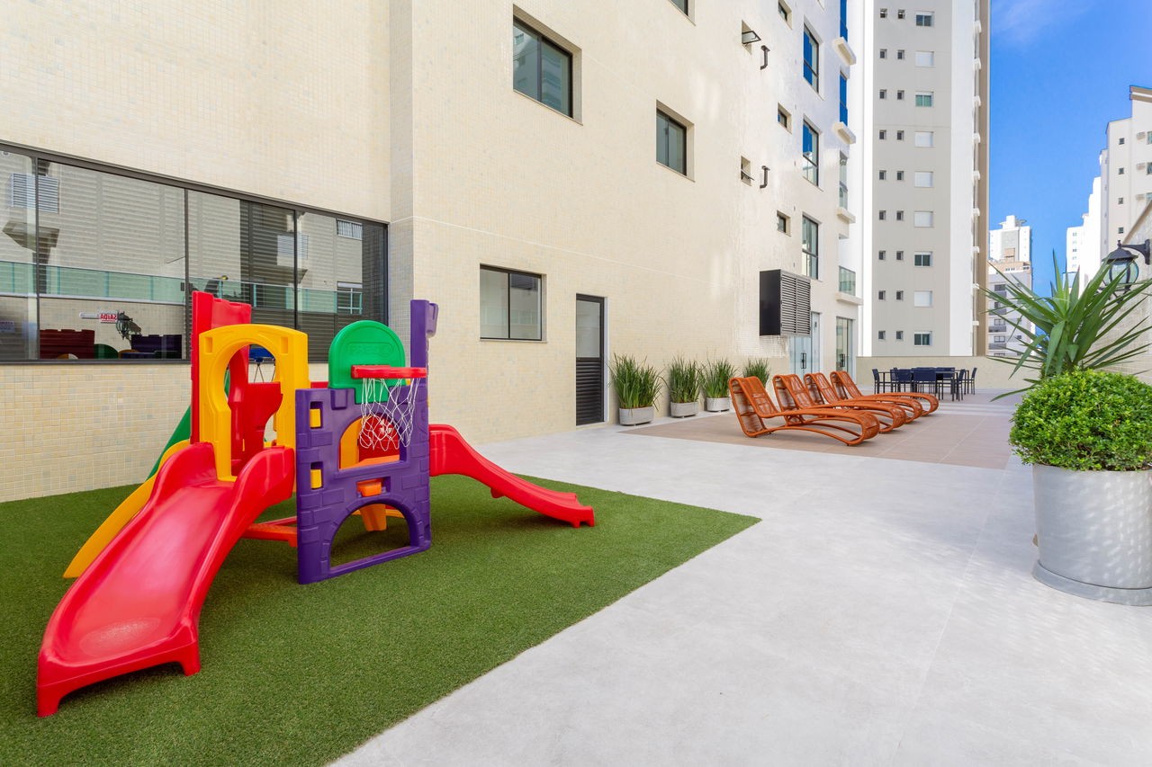 Apartamento Pronto na cidade de Itapema/SC no bairro Andorinha, 3 suítes e 2 Vagas de garagem, com Lazer Completo. Bem localizado. Investir