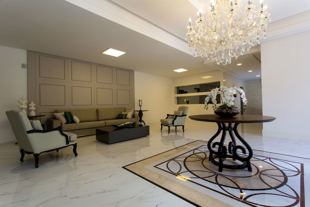 Apartamento de luxo Pronto na cidade de Balneário Camboriú/SC, no bairro Centro, com 4 Suítes e 3 Vagas de Garagem. Localização Privilegiada.