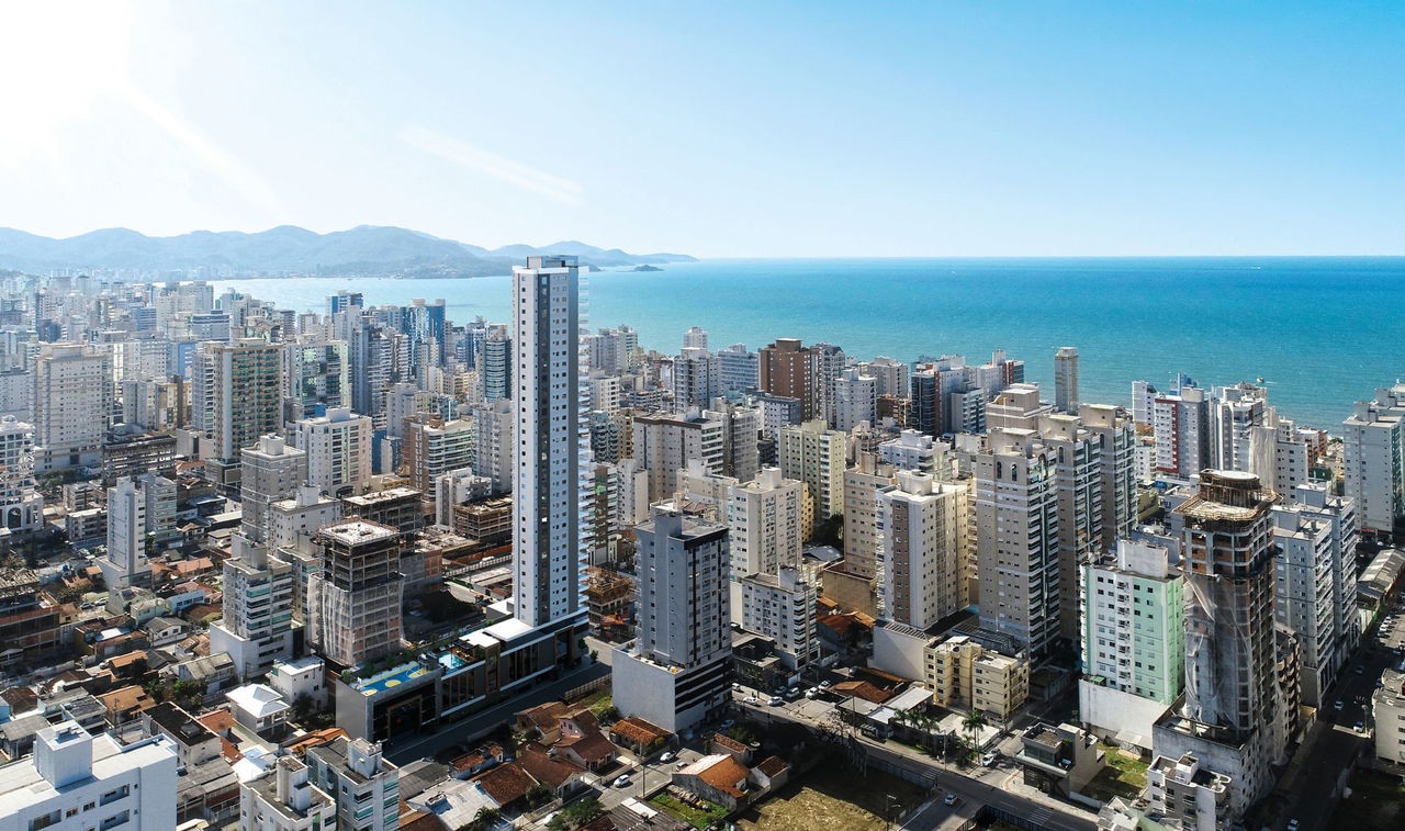 Apartamento de luxo em Construção à venda na Meia Praia: 3 quartos, 3 suítes, 4 banheiros, 3 vagas de garagem, 152m². Aproveite!