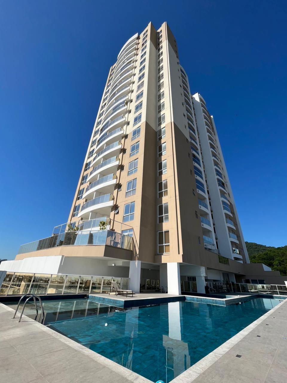 Apartamento Pronto em Itajaí/SC, com 123,28m² área privativa, não perca essa oportunidade