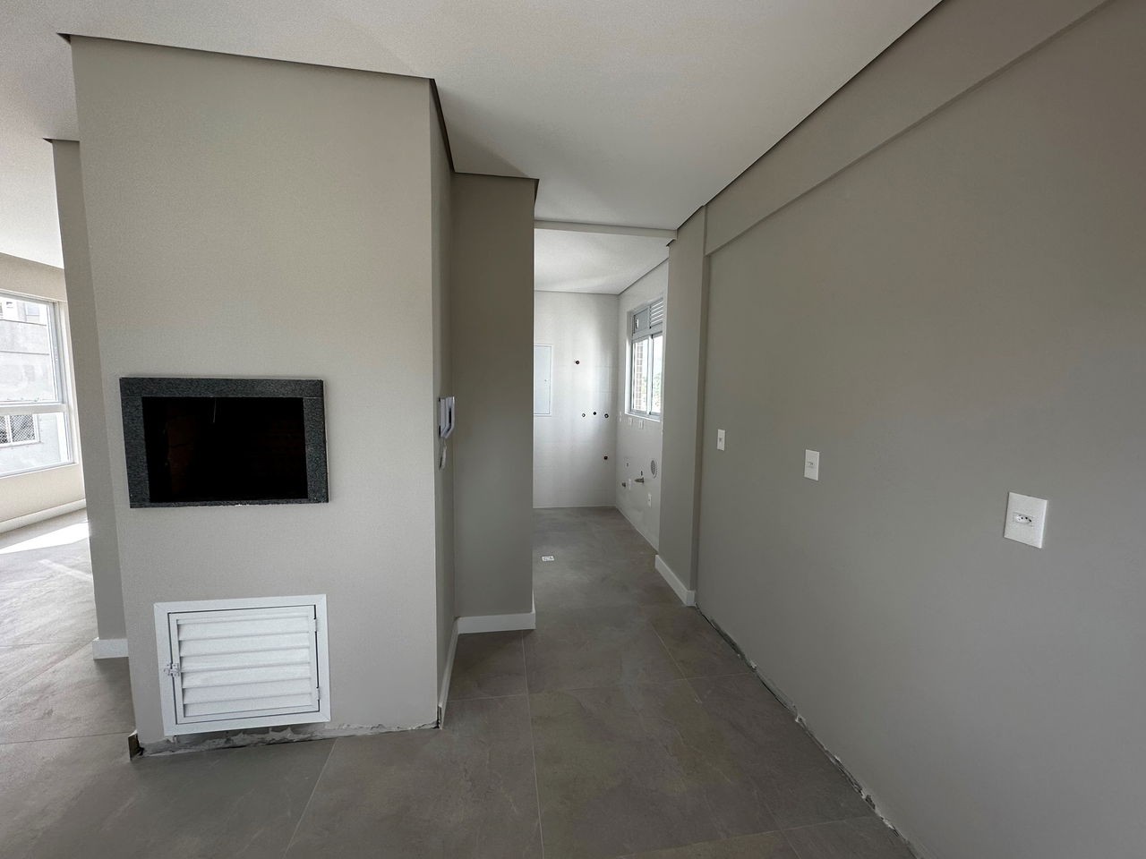 Apartamento em Construção em Balneário Camboriú/SC com 93,17m² área privativa sendo 2 suítes,