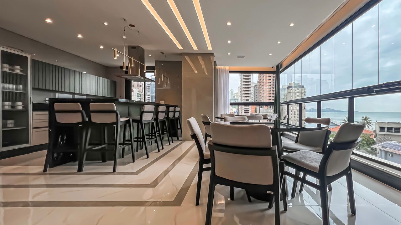 Apartamento Pronto para morar em Porto Belo/SC com 127m² área privativa sendo 2 suítes, 2 vagas de garagem, lazer completo
