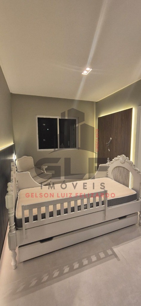 Apartamento de Luxo na cidade de Itapema/SC no bairro Meia Praia, 4 suítes e 3 Vagas de garagem, com Lazer Completo. Bem localizado. Investir