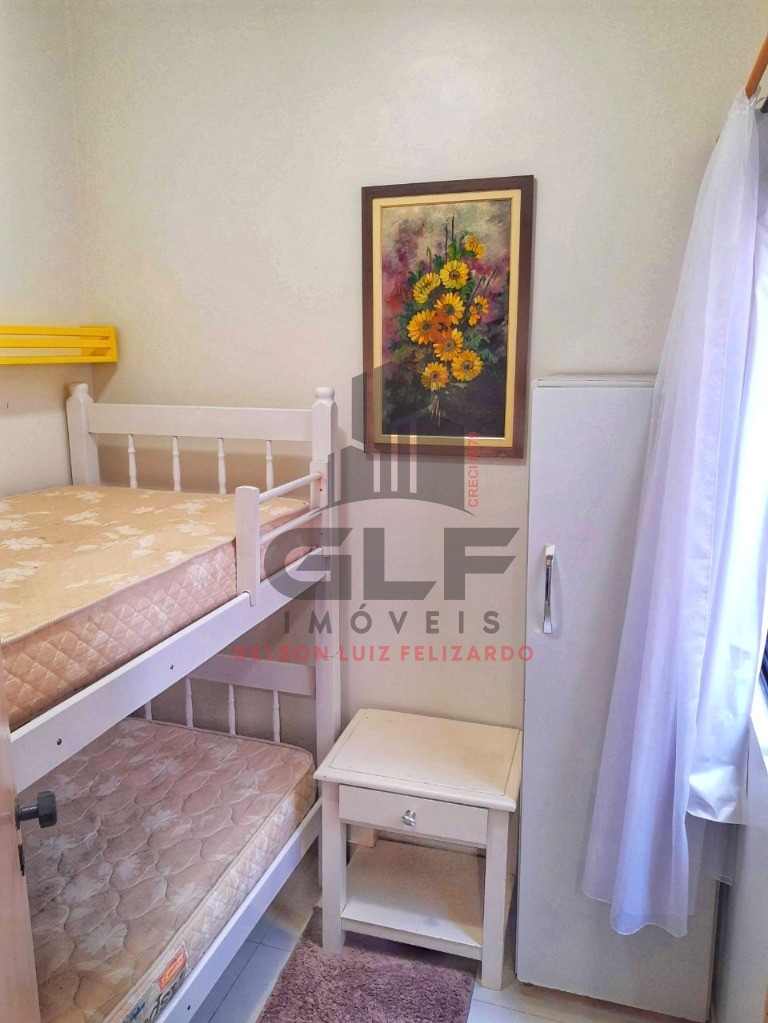 Apartamento Pronto Mobiliado em Itapema/SC no bairro Meia Praia, com 03 dormitórios, sendo 01 suíte e 1 Vaga de garagem. Bem localizado.