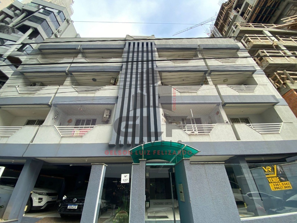 Apartamento a venda em Itapema/SC com 128m2 área privativa sendo 3 dormitórios e 1 suíte, 1vaga de garagem próximo ao mar