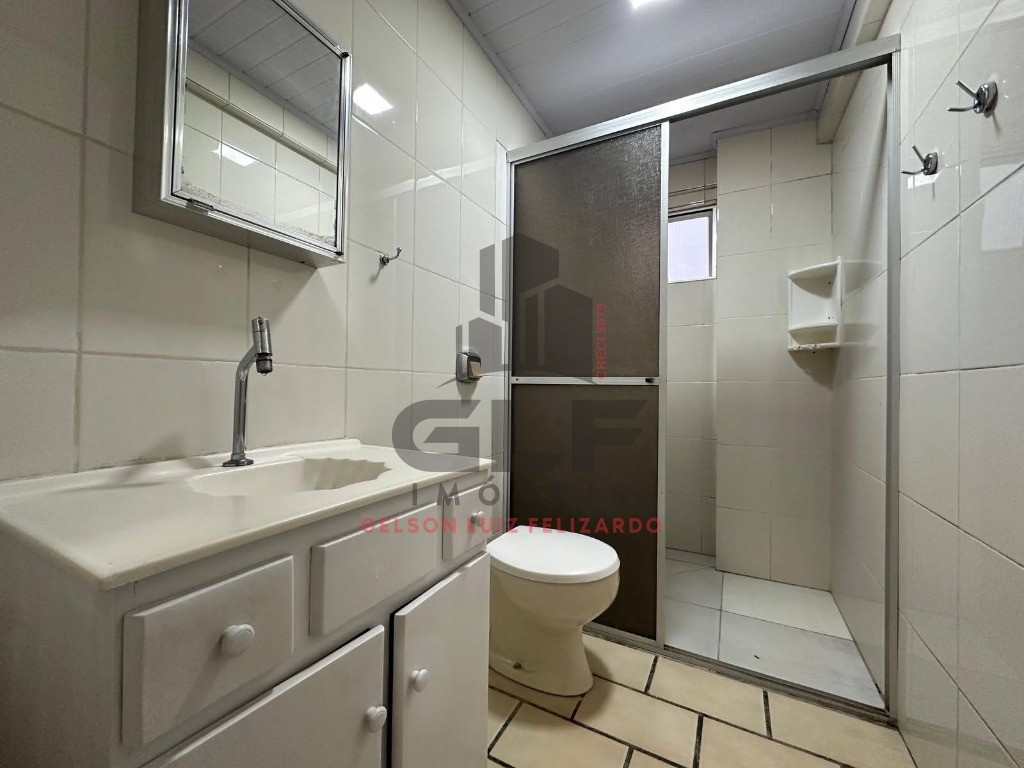 Apartamento a venda em Itapema/SC com 128m2 área privativa sendo 3 dormitórios e 1 suíte, 1vaga de garagem próximo ao mar