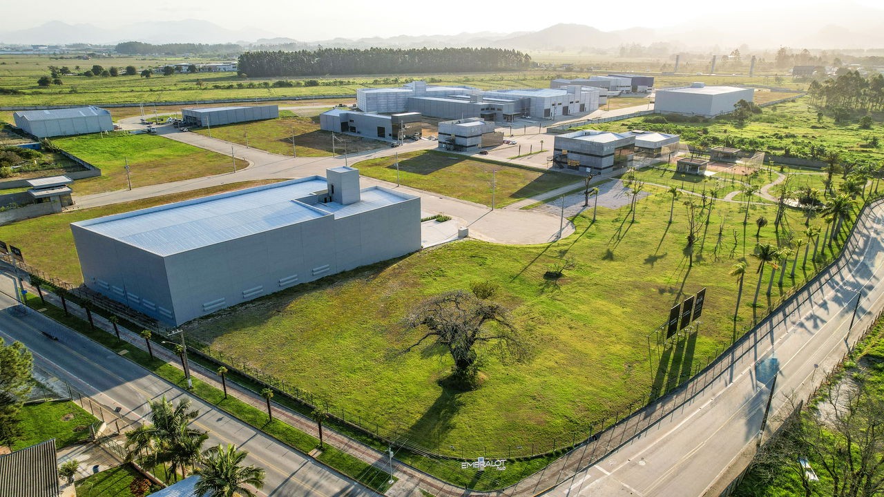 Terreno Pronto para construir a casa dos sonhos para você e sua família viver uma nova experiência, não perca essa oportunidade