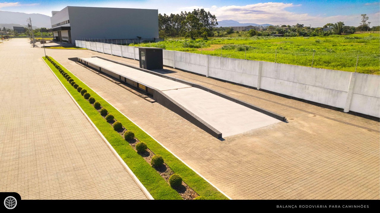 Terreno pronto para construir a casa dos sonhos, com 1.249,1