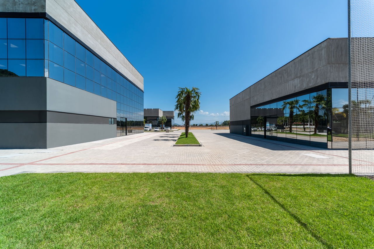 Terreno pronto para construir a casa dos sonhos para você e 