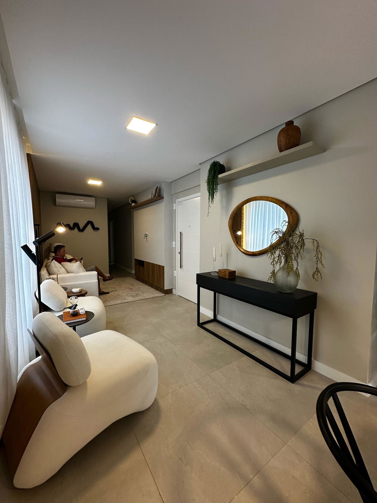 Apartamento em Construção em Balneário Camboriú/SC com 93,17m² área privativa sendo 2 suítes,