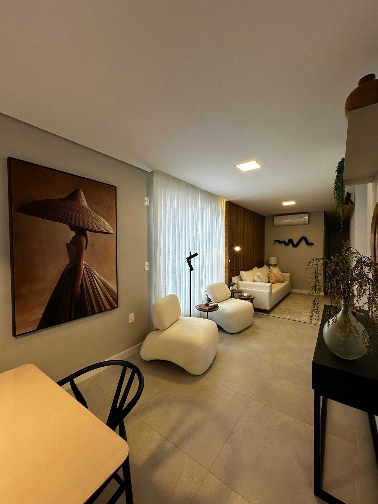 Apartamento em Construção em Balneário Camboriú/SC com 93,17m² área privativa sendo 2 suítes,