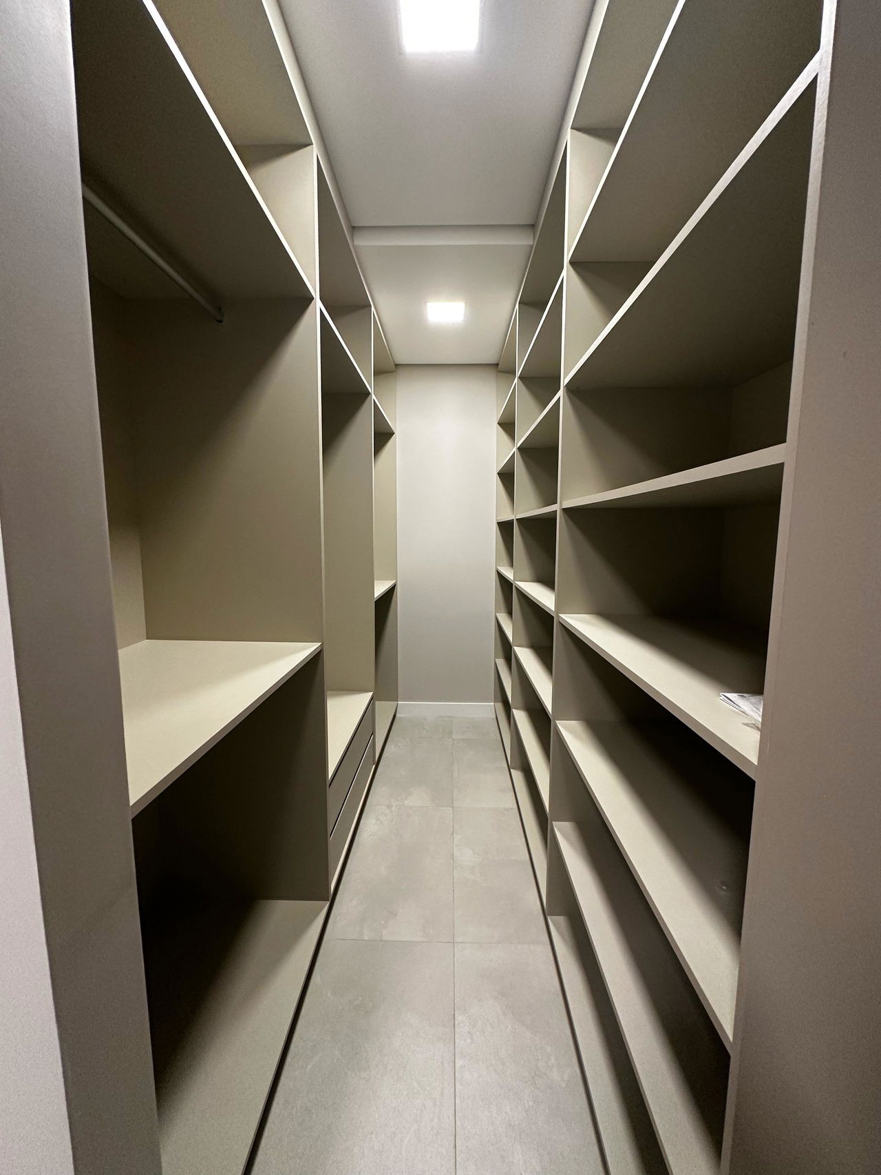 Apartamento em Construção em Balneário Camboriú/SC com 93,17m² área privativa sendo 2 suítes,