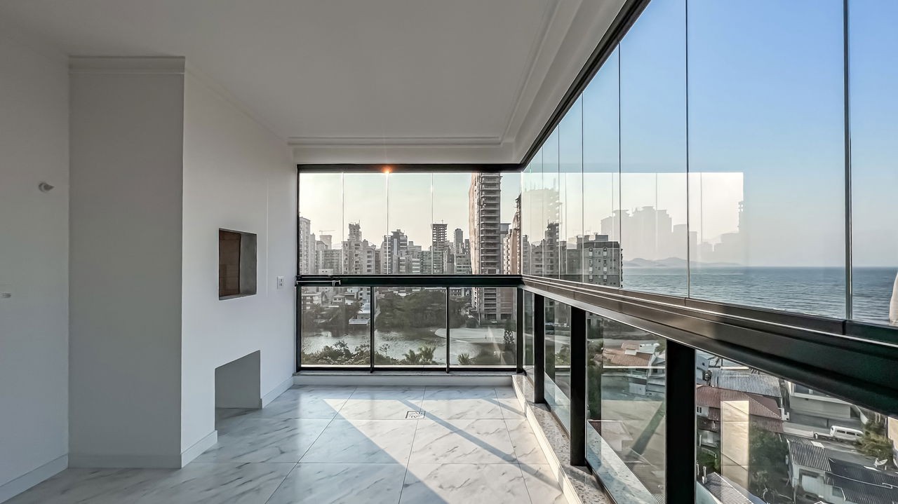 Apartamento Pronto para morar em Porto Belo/SC com 127m² área privativa sendo 2 suítes, 2 vagas de garagem, lazer completo
