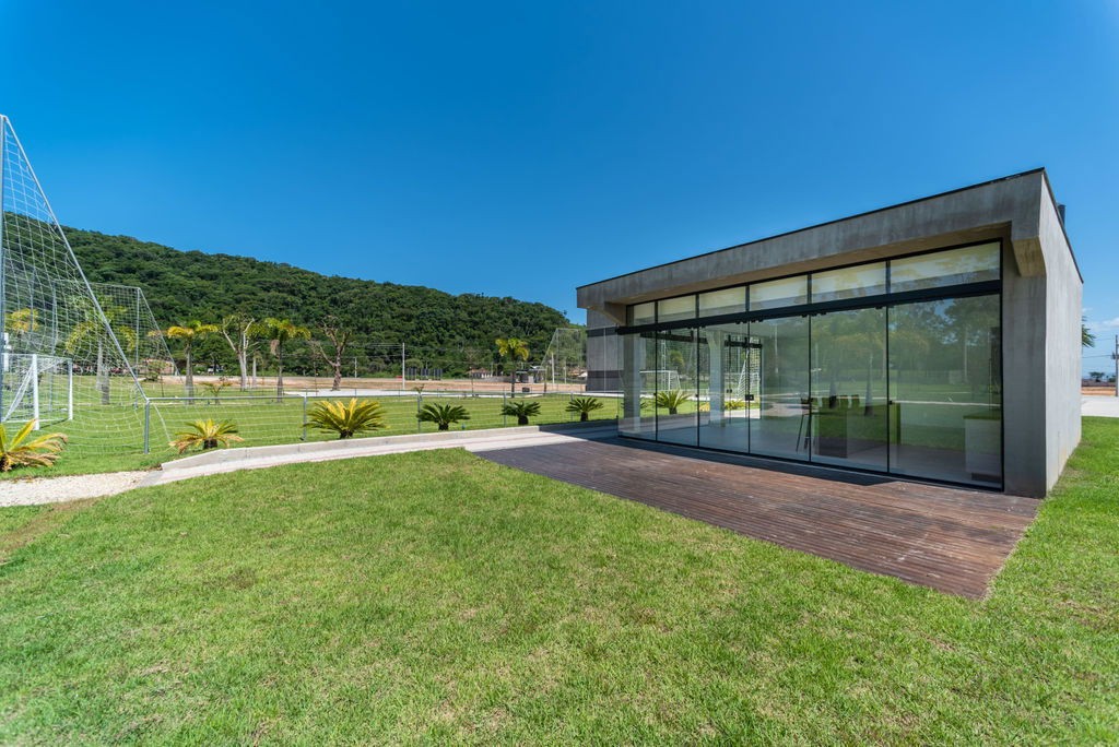 Terreno Pronto para construir a casa dos sonhos para você e sua família viver uma nova experiência, não perca essa oportunidade